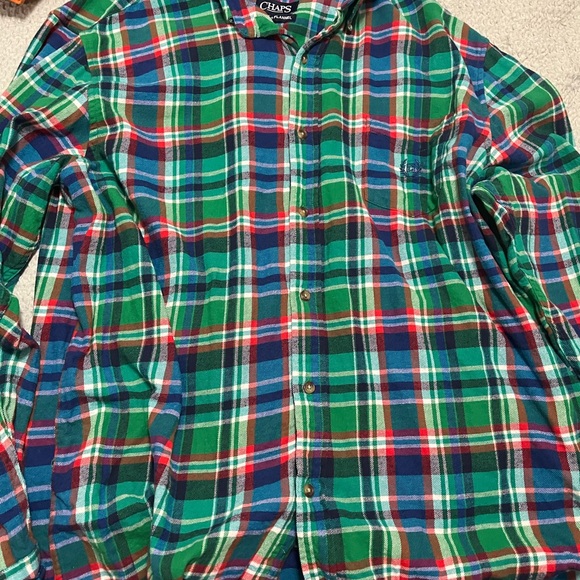 Flannel bundle - Picture 2 of 7